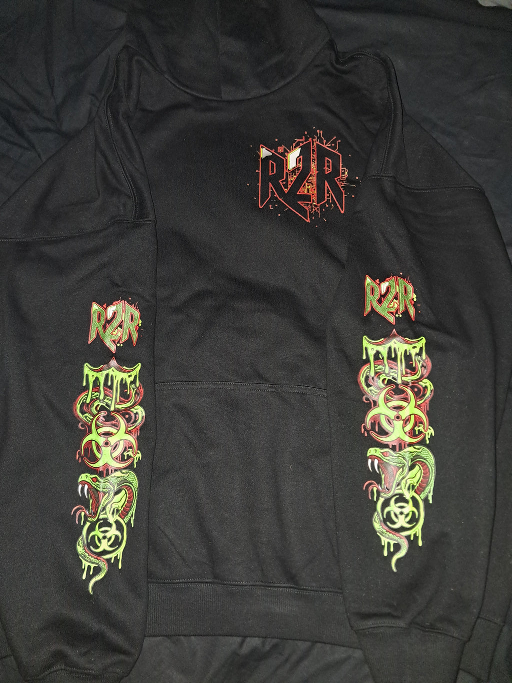 R2R toxic hoodie