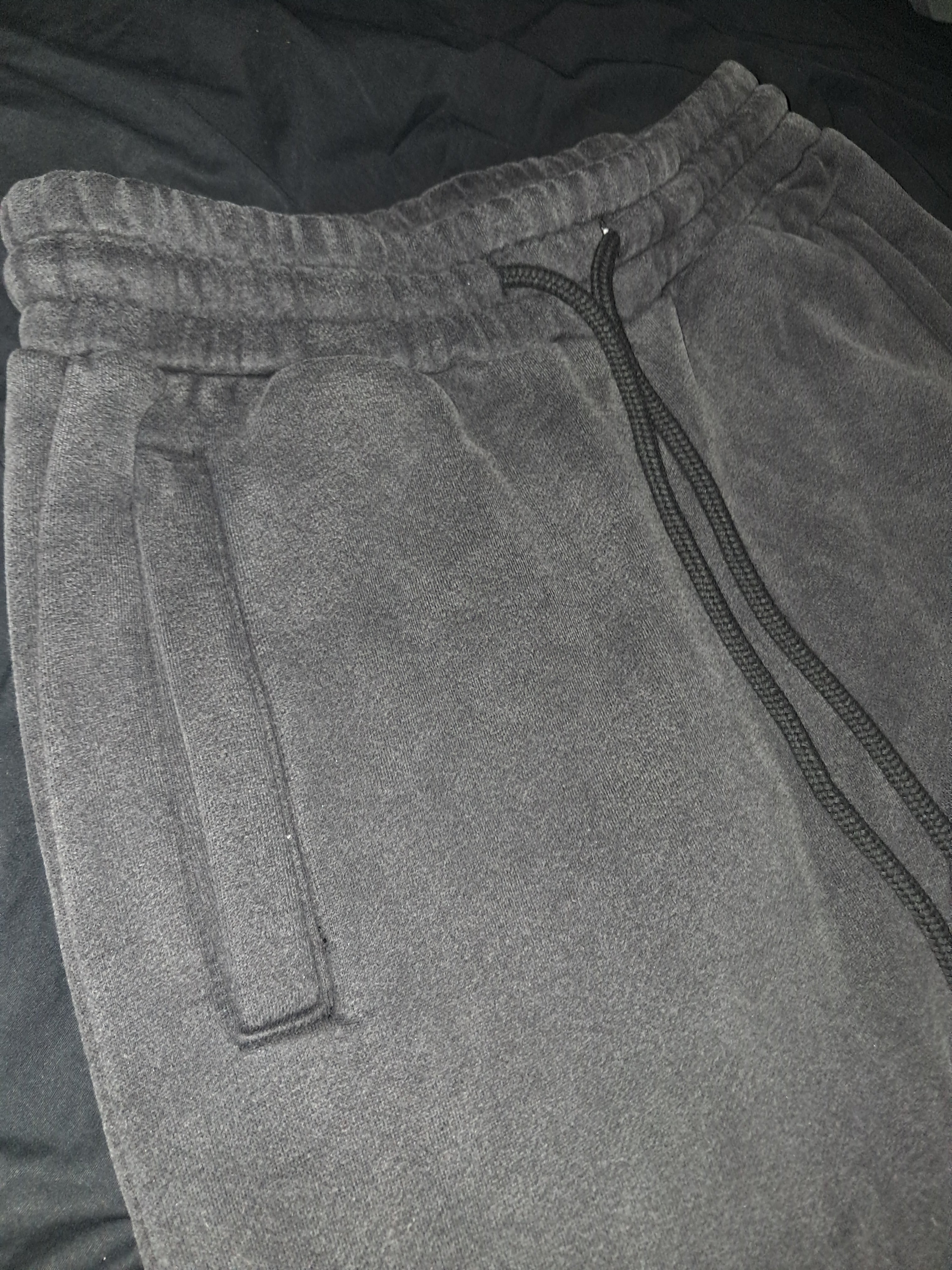 R2R toxic sweatpants
